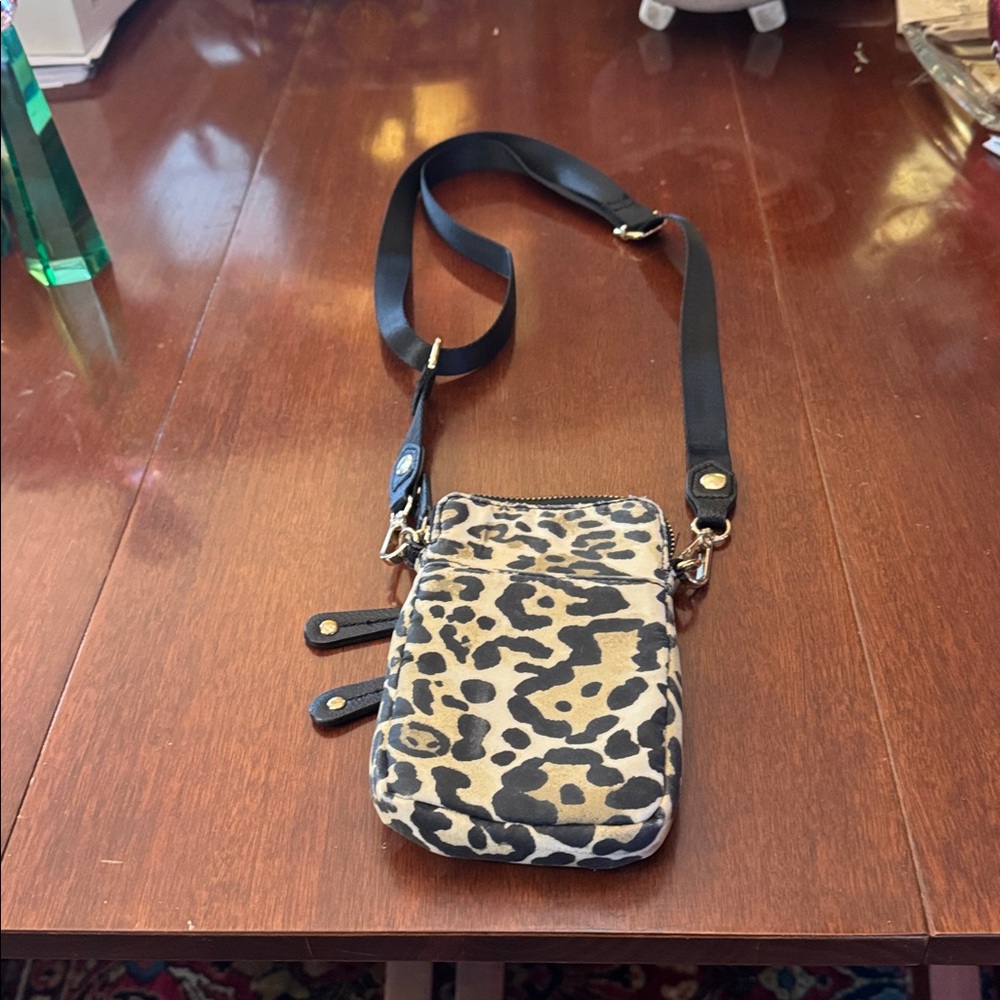 Chico’s Leopard Print Adjustable Strap Crossbody … - image 4